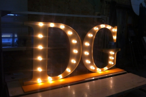 Буквы из пенопласта "DG"
